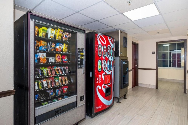 Red Roof Inn Knoxville Central - Papermill Road image 15